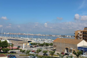  ROC MAR 3 3B - Apartamento cerca del centro y de la playa - terraza con vistas al mar y al puerto  Росас